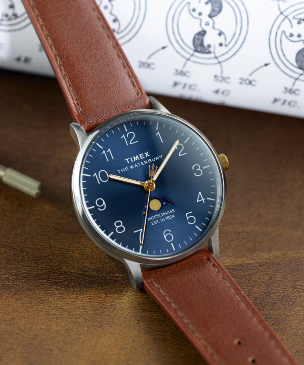 Heritage Waterbury Classic Moon Phase 40mm Leather Strap Watch