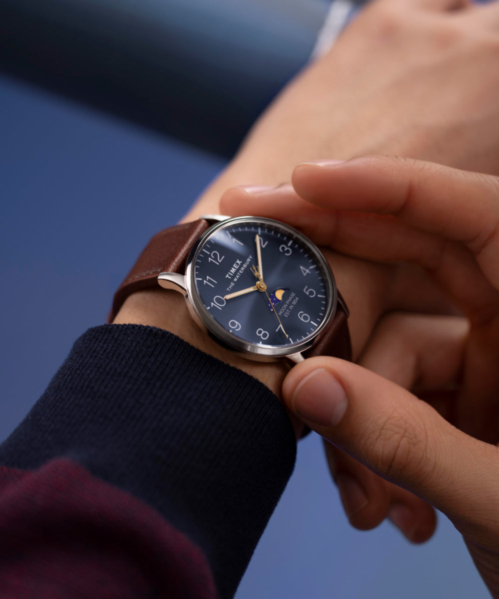 Heritage Waterbury Classic Moon Phase 40mm Leather Strap Watch