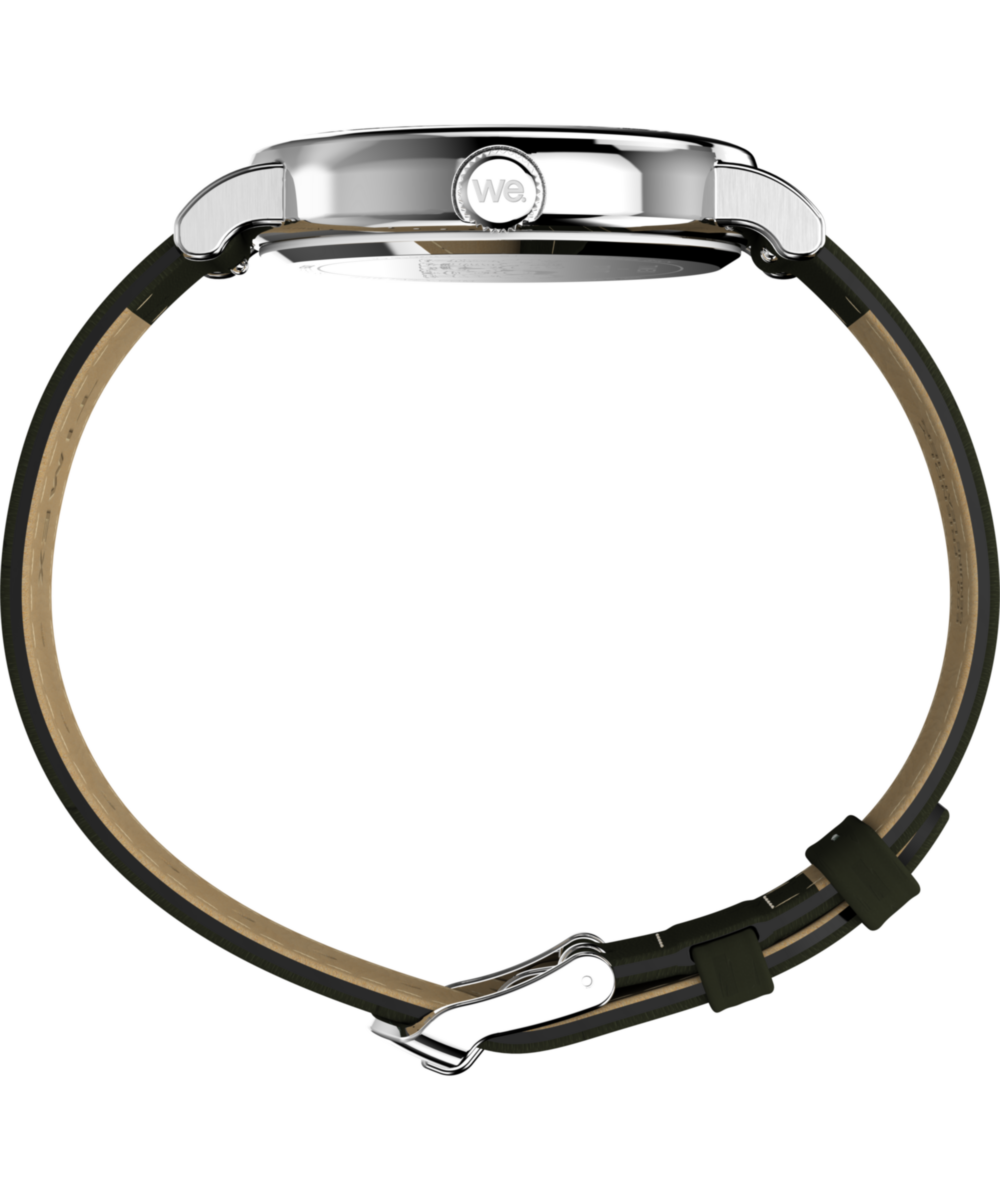 Heritage Peanuts x Timex Weekender Holiday Dial 40mm Leather Strap Watch